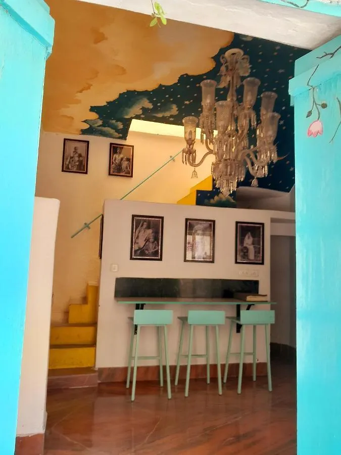 Paddy'S Loft The Lake View Hostel Udaipur