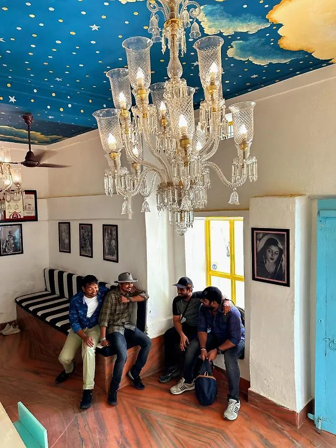 Paddy'S Loft The Lake View Hostel Udaipur