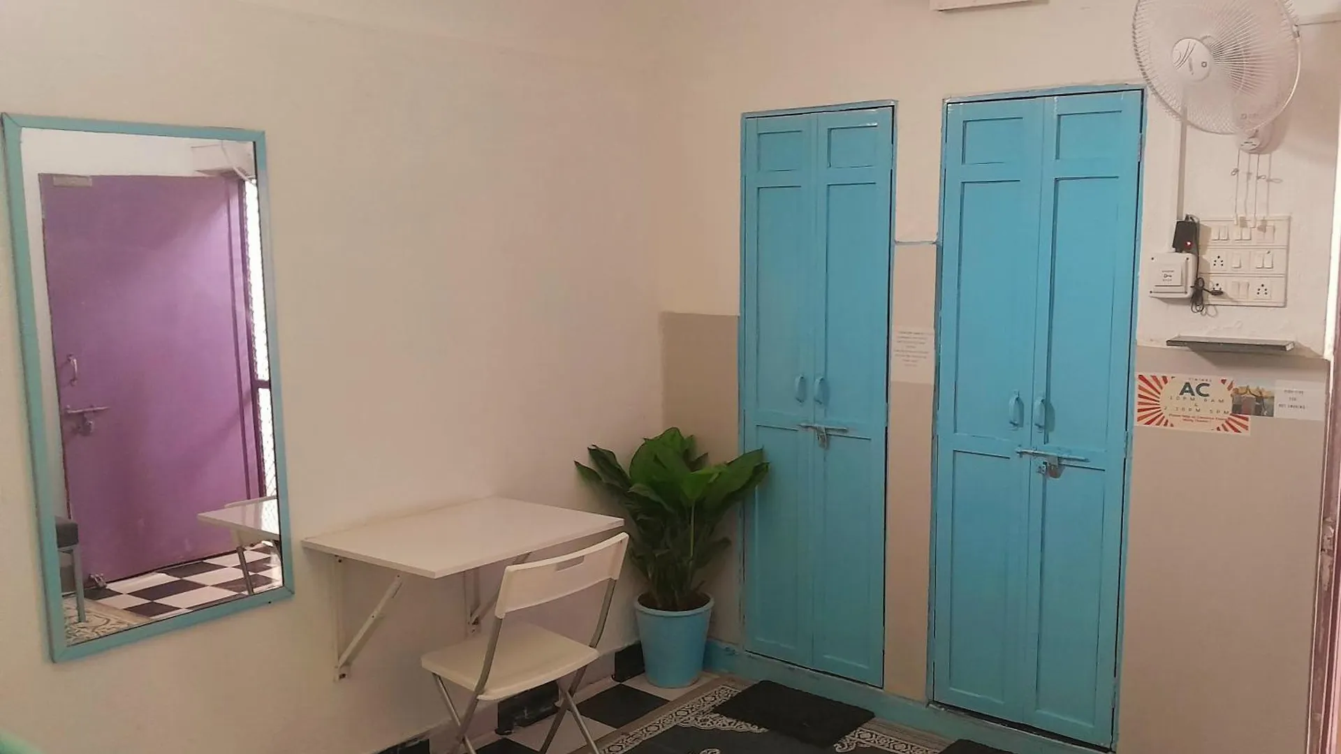 Paddy'S Loft The Lake View Hostel Udaipur